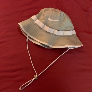 #%SOLD#%
Nike Bucket Hat (BNWT)
